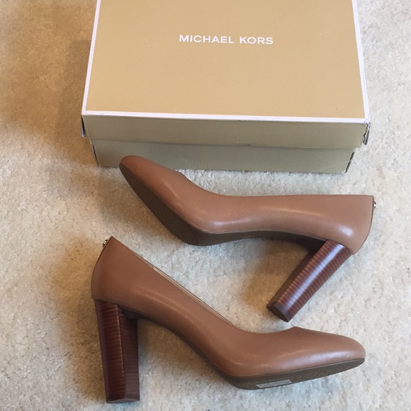 susan flex pump michael michael kors